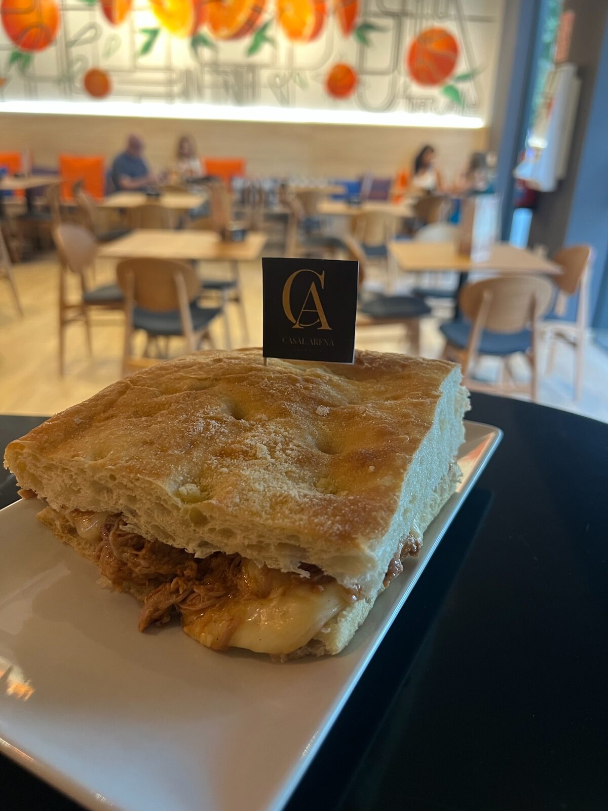 Focaccia de pulled pork con queso